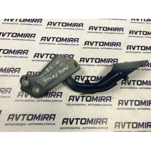 Петля капота правая Ford Focus 3 2011-2017 BM51A16800AD